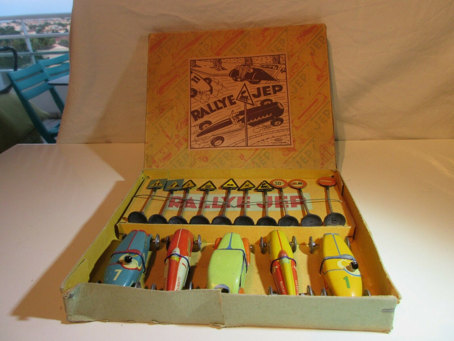 ANCIEN JOUET COFFRET RALLYE BUGATTI & DELAGE ORIGINAL