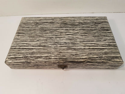 Série de 12 couteaux de table argent
