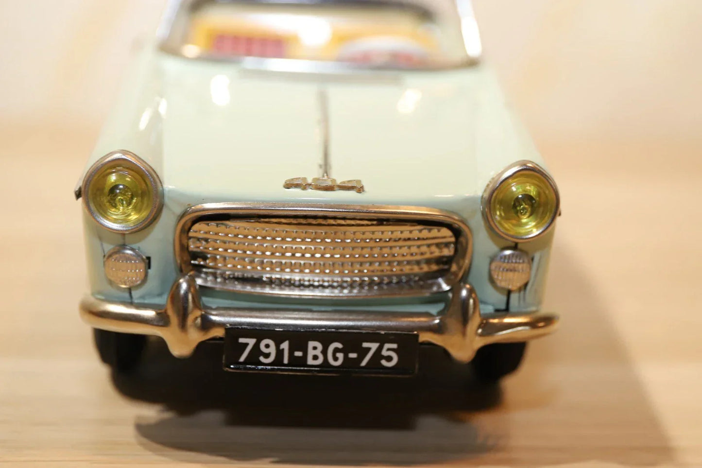 Peugeot 404 cabriolet Joustra 2066