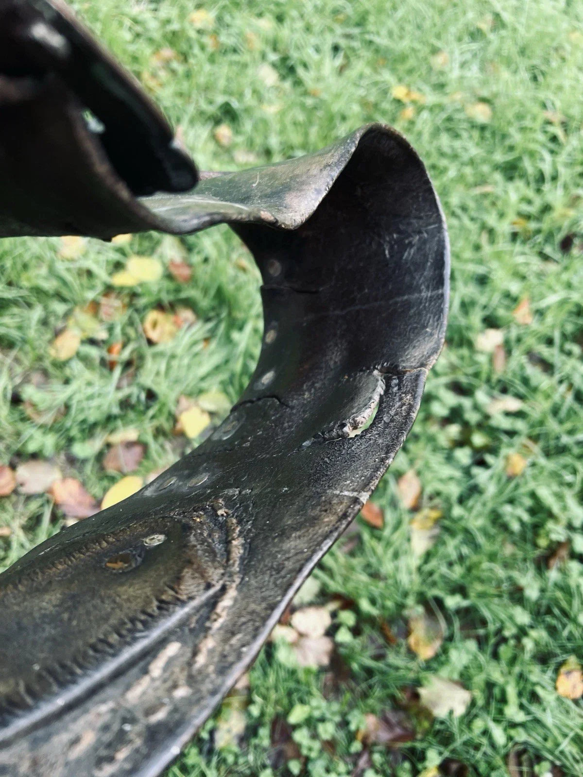 ANCIENNE CLOCHE SONNAILLE FER FORGE ART POPULAIRE DEVOUASSOUD