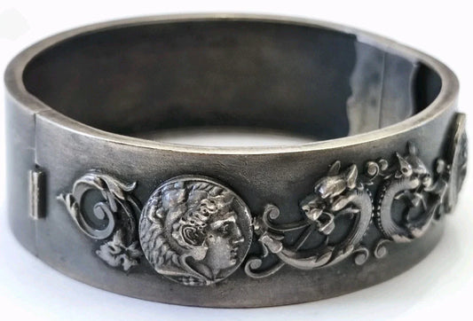 Bracelet argent massif décor chimère dragon