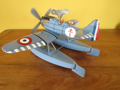 Ancien hydravion JEP