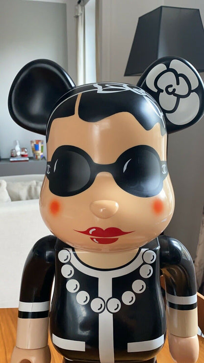 Figurine bearbrick CHANEL