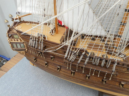 GRANDE MAQUETTE DE BATEAU "VOILIER EPOQUE 1970-1980 EN BOIS