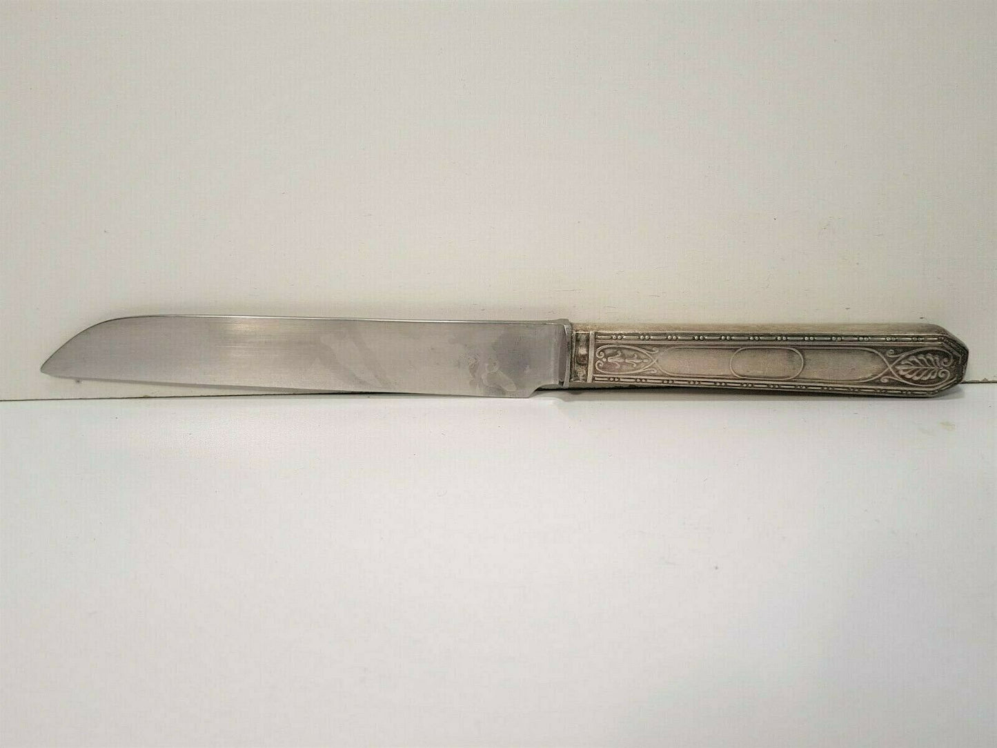 Série de 12 couteaux de table argent
