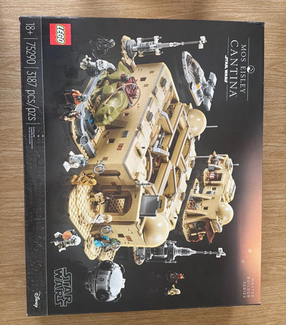 LEGO Star Wars Mos Eisley Cantina 75290