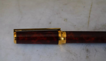 GRAND STYLO PLUME S.T. DUPONT MONTPARNASSE XL OR 18K