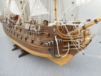 GRANDE MAQUETTE DE BATEAU "VOILIER EPOQUE 1970-1980 EN BOIS