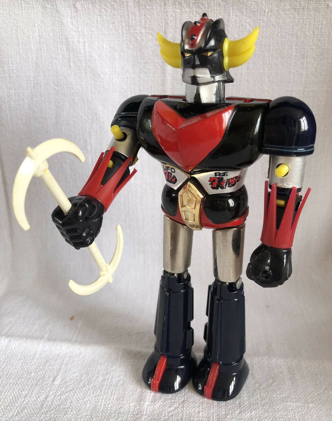 Figurine Goldorak et sa Soucoupe Popy Mattel 1978
