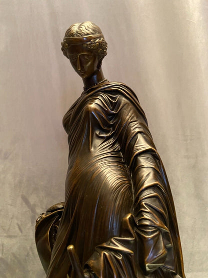 Superbe  sculpture XIXe Sapho debout  Bronze patiné daté 1848