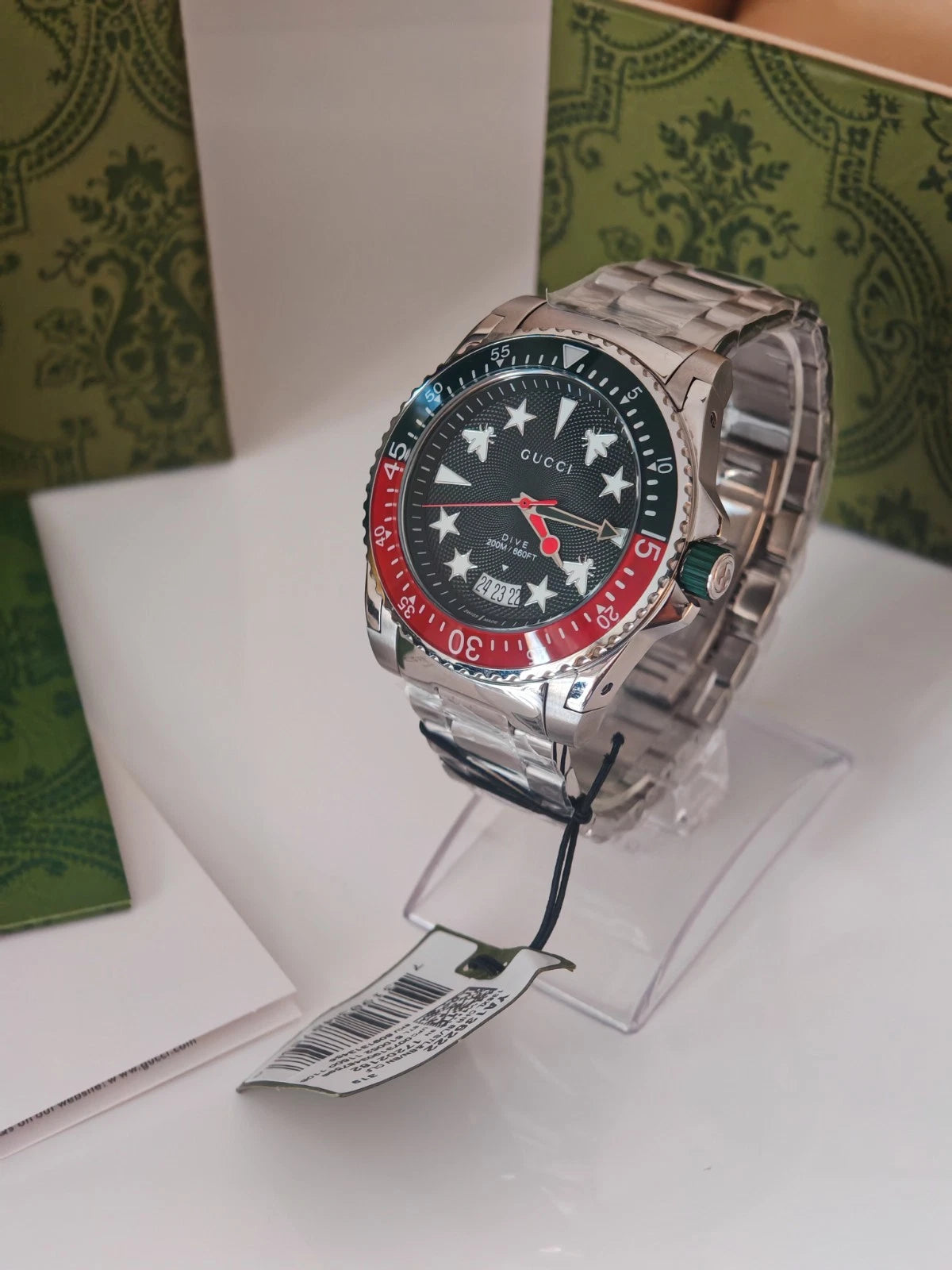 Gucci Dive YA136222 – Montre Homme – Quartz – Cadran Vert – 45 mm