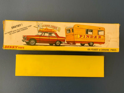 Ancien voiture  Dinky toys France 404 Peugeot et caravane Pinder