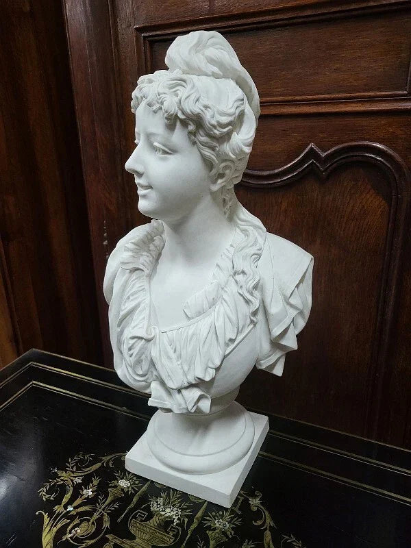 GRAND BUSTE EN BISCUIT DE FEMME