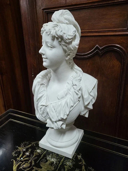 GRAND BUSTE EN BISCUIT DE FEMME