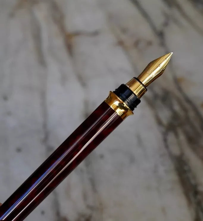 GRAND STYLO PLUME S.T. DUPONT MONTPARNASSE XL OR 18K