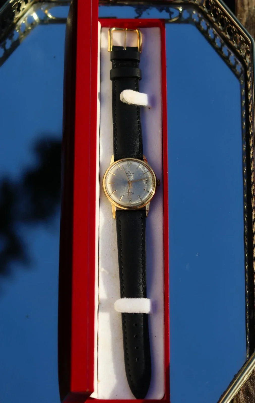 Montre Onsa automatique des années 1960