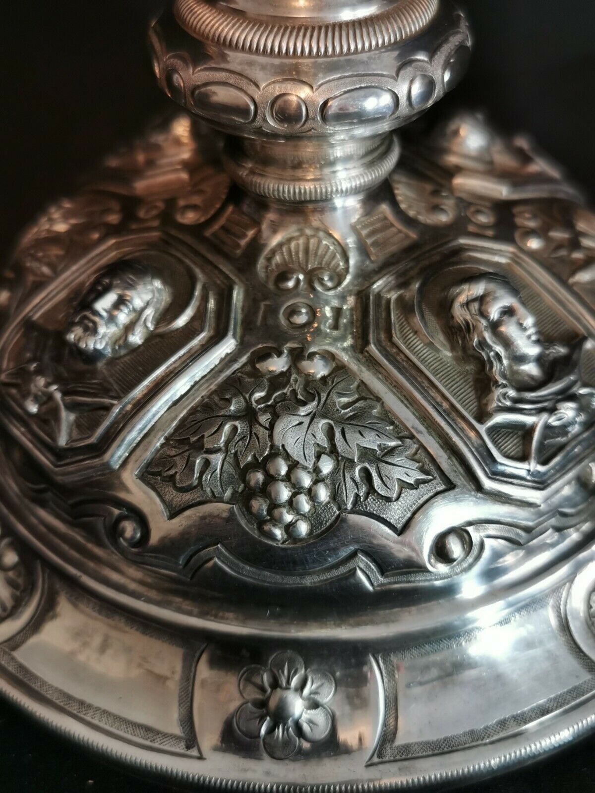 Ancien calice en argent massif et vermeil
