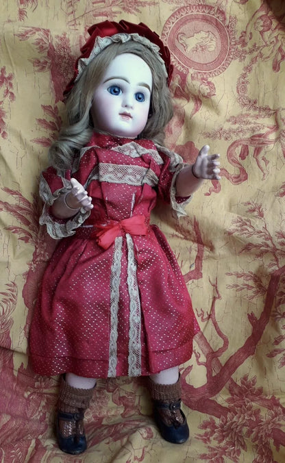 Poupée porcelaine intacte JUMEAU