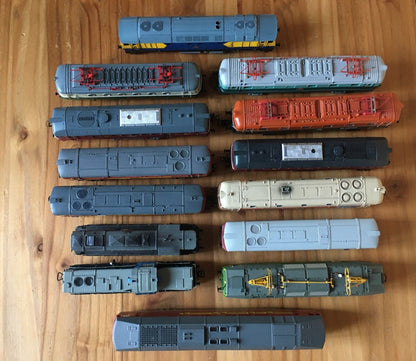Lot de 14 locomotives CSD – Échelle HO (1/87)