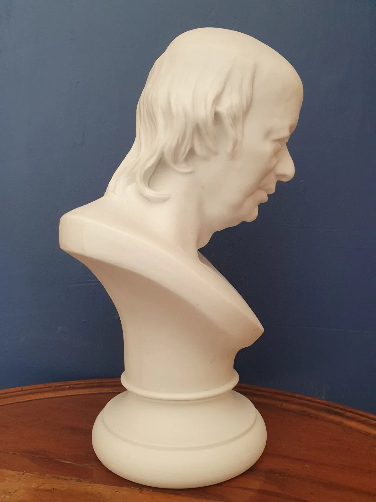 Buste en biscuit de Pierre Jean de Béranger