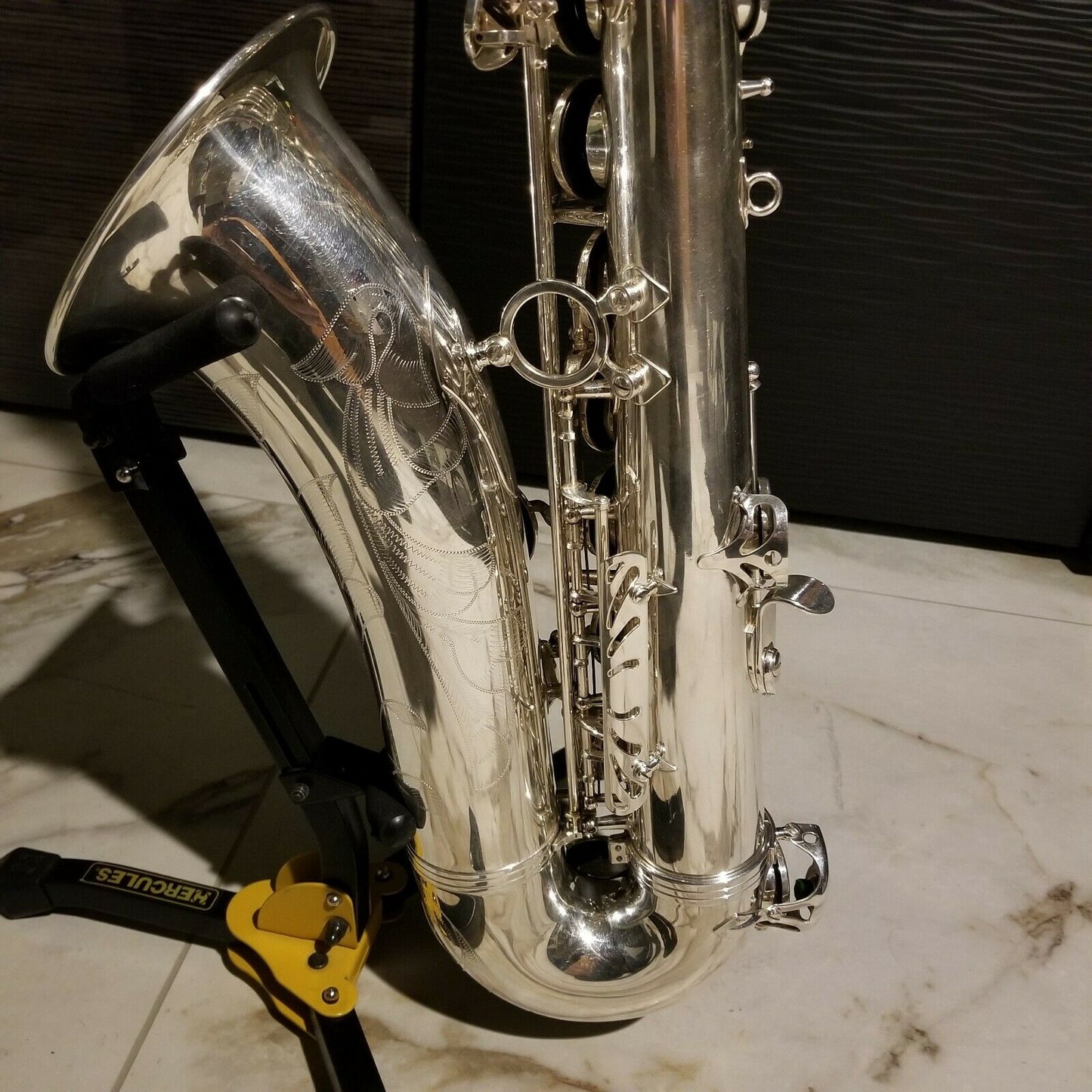 Saxophone ténor SELMER série III