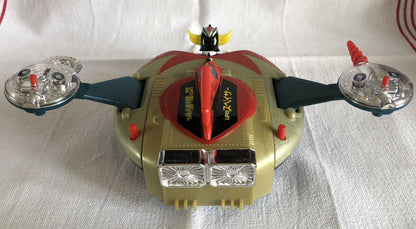 Figurine Goldorak et sa Soucoupe Popy Mattel 1978