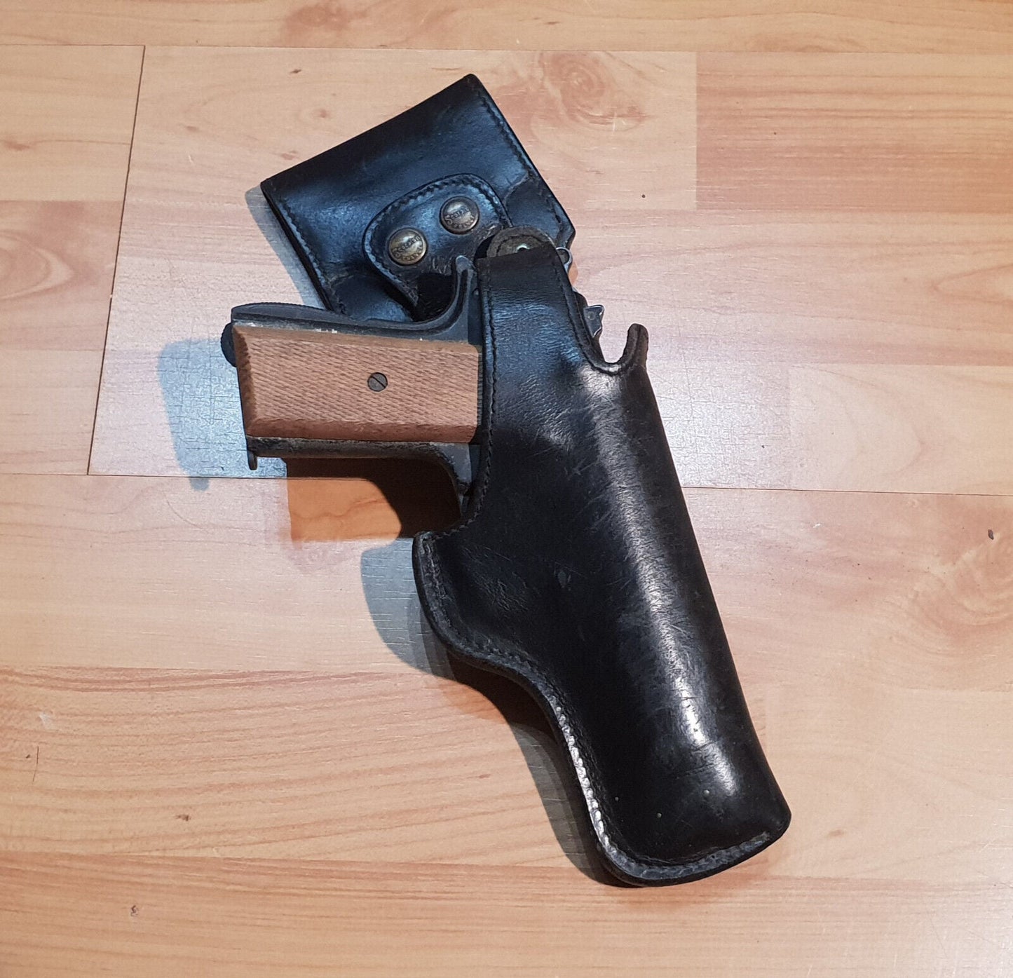 Etui cuir holster SCORPIO & porte chargeur Beretta