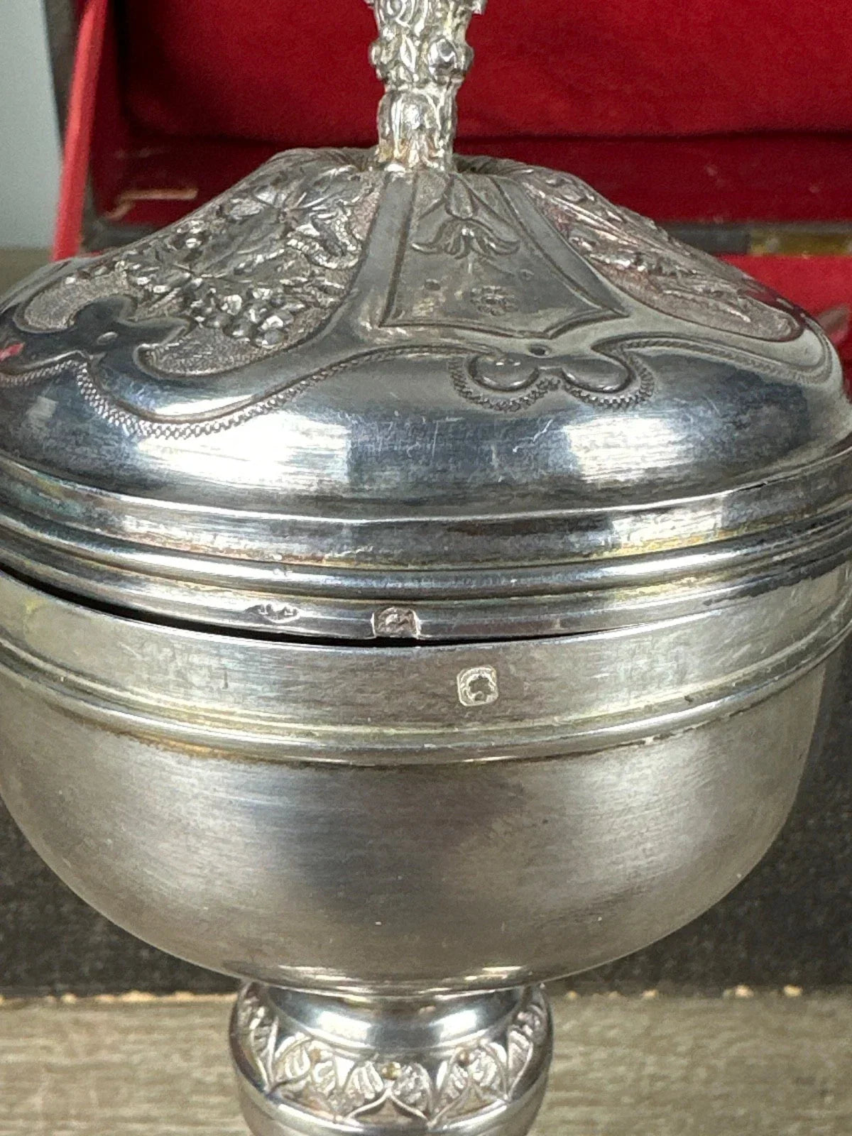 Ciboire en argent massif du XIXe siècle