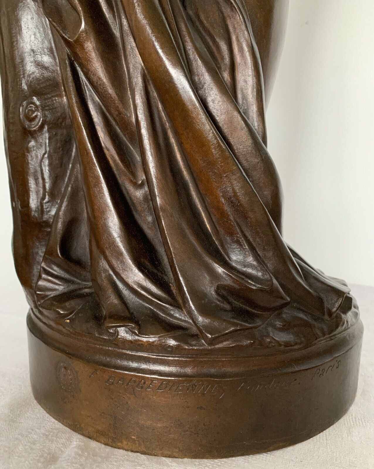 Sculpture en bronze à patine brune