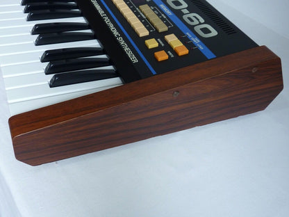 Synthétiseur Roland Juno 60