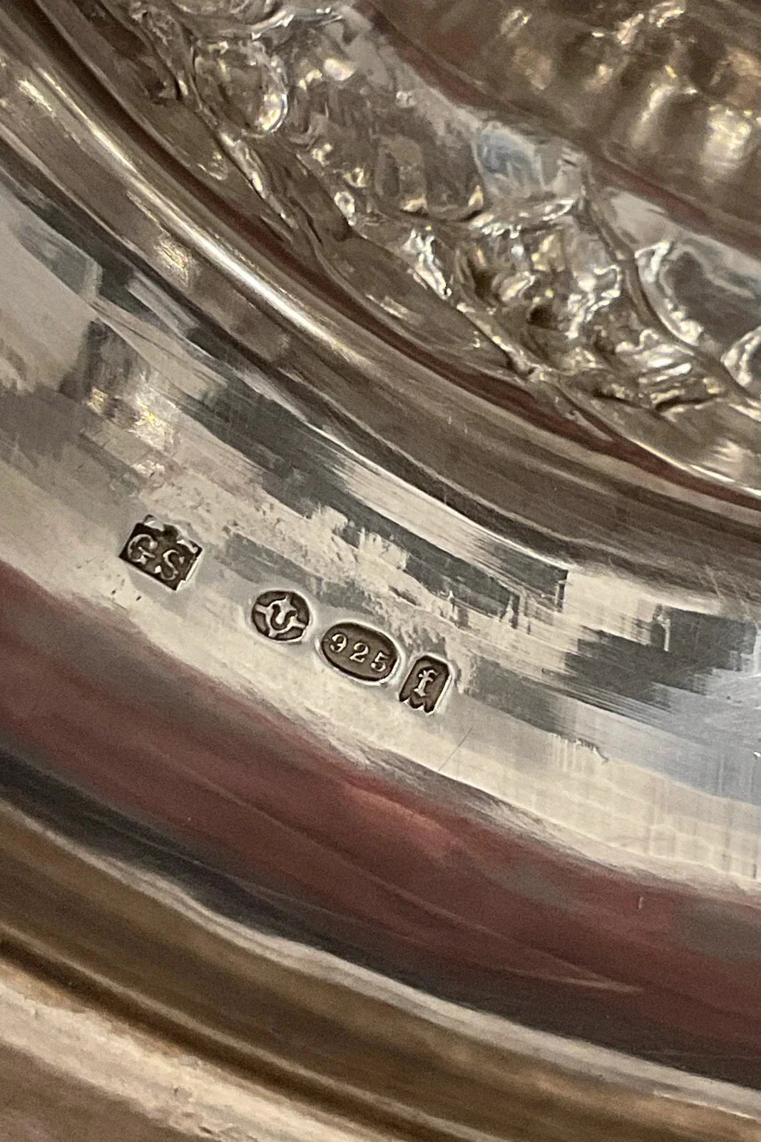 Paire de bougeoirs en argent