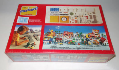 4 boîtes Majokit Majorette : n°7703, n°7702, n°7502 et n°7501