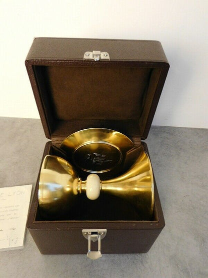 COFFRET CALICE ET PATENE EN VERMEIL