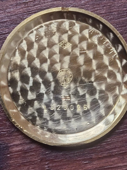 Montre oméga Genève or 18k