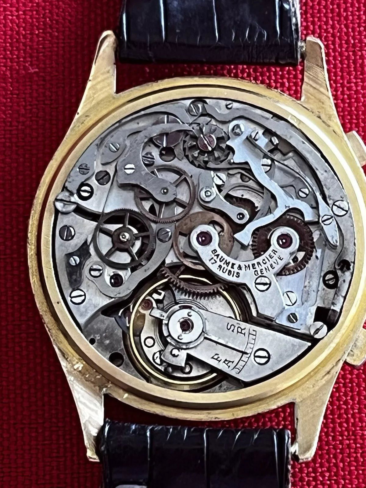 Montre Baume & Mercier chronographe en or 18K