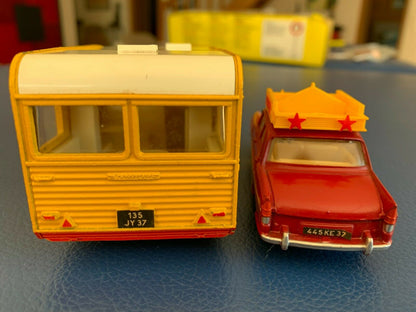 Ancien voiture  Dinky toys France 404 Peugeot et caravane Pinder