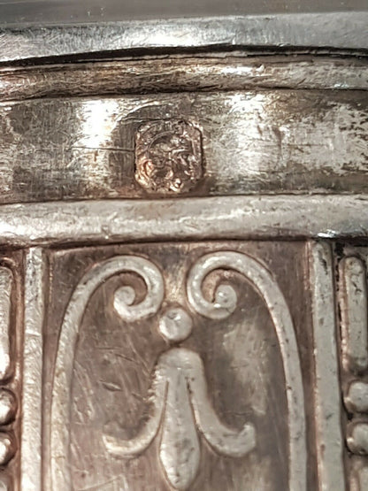 Série de 12 couteaux de table argent