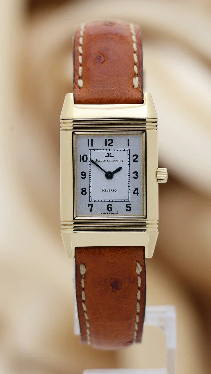 Montre Jaeger-LeCoultre Reverso Lady en or jaune 18 carats