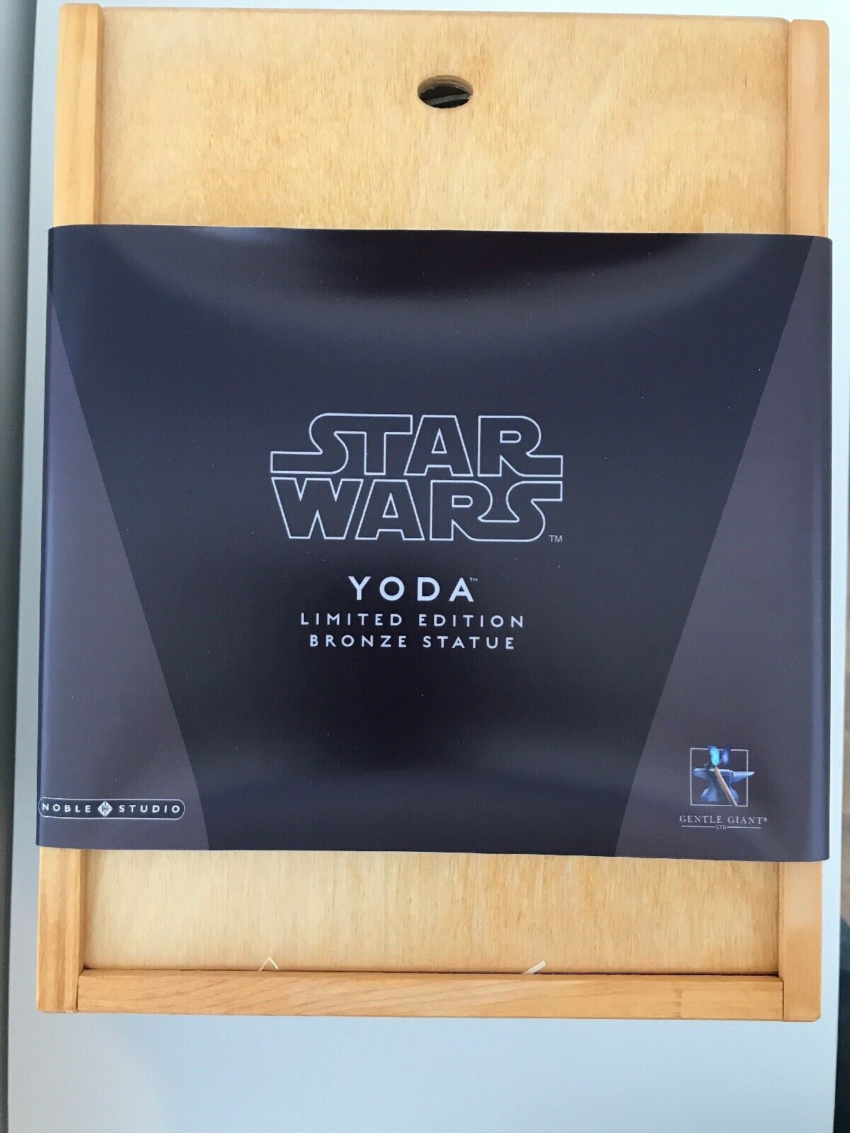 Sculpture en bronze Yoda de Star Wars